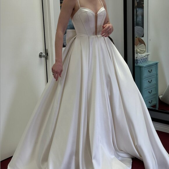 Justin Alexander Hammond Dress - Picture 1 of 4